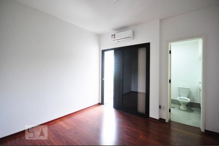 suíte 1 de apartamento para alugar com 3 quartos, 138m² em Vila Andrade, São Paulo