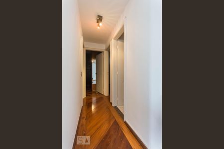 Corredor de apartamento para alugar com 4 quartos, 230m² em Perdizes, São Paulo