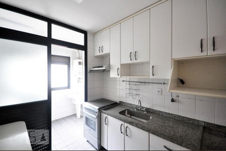 cozinha de apartamento à venda com 3 quartos, 75m² em Vila Andrade, São Paulo