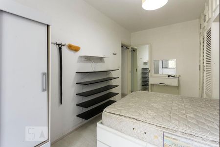 Quarto de apartamento para alugar com 1 quarto, 50m² em Indianópolis, São Paulo