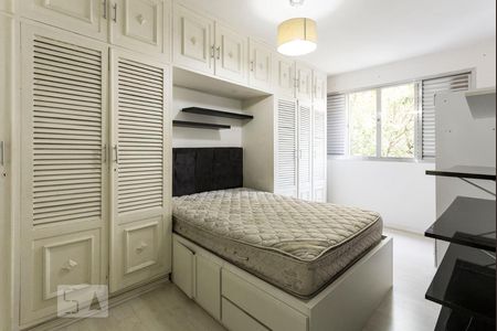 Quarto de apartamento para alugar com 1 quarto, 50m² em Indianópolis, São Paulo