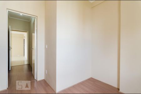 Quarto 3 de apartamento para alugar com 3 quartos, 84m² em Cambuí, Campinas