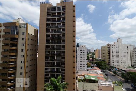 Vista da janela de apartamento para alugar com 3 quartos, 84m² em Cambuí, Campinas