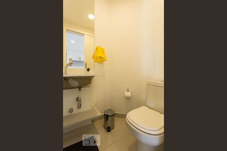 Lavabo de apartamento para alugar com 1 quarto, 54m² em Vila Nova Conceição, São Paulo