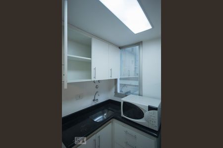 Detalhe Cozinha de apartamento para alugar com 1 quarto, 55m² em Brooklin Paulista, São Paulo