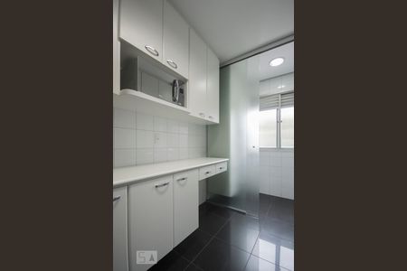 Cozinha de apartamento para alugar com 1 quarto, 50m² em Vila Mascote, São Paulo