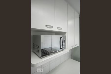 Detalhe Cozinha de apartamento para alugar com 1 quarto, 50m² em Vila Mascote, São Paulo