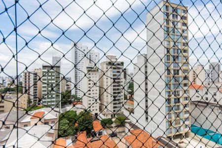 Vista de apartamento à venda com 2 quartos, 75m² em Cerqueira César, São Paulo