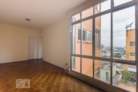 Apartamento à venda com 70m², 2 quartos e sem vagaSala