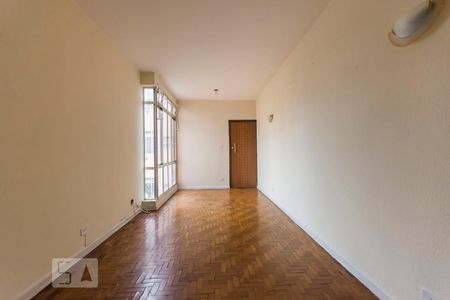 Apartamento à venda com 70m², 2 quartos e sem vagaSala