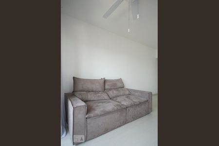 Sala de apartamento para alugar com 3 quartos, 76m² em Vila Gumercindo, São Paulo