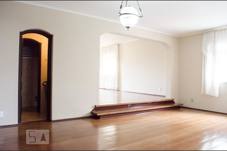 Sala de apartamento para alugar com 4 quartos, 331m² em Centro, Campinas