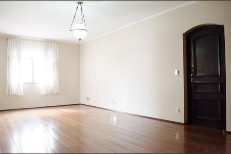 Apartamento para alugar com 331m², 4 quartos e 2 vagasSala