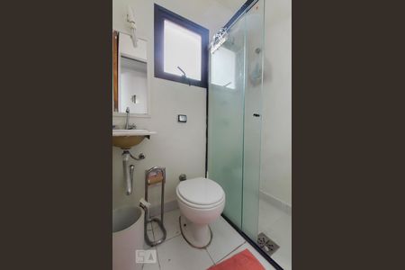 Banheiro de serviço - Cobertura de apartamento para alugar com 4 quartos, 367m² em Vila Morumbi, São Paulo