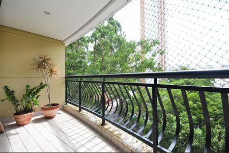 varanda de apartamento para alugar com 4 quartos, 158m² em Vila Andrade, São Paulo