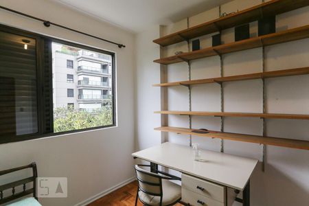 Quarto 01 de apartamento para alugar com 3 quartos, 91m² em Sumaré, São Paulo