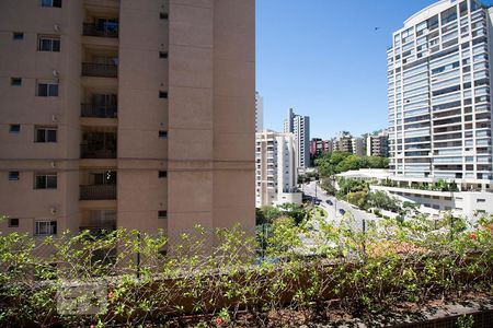 Vista da sala de apartamento à venda com 3 quartos, 100m² em Vila Mariana, São Paulo