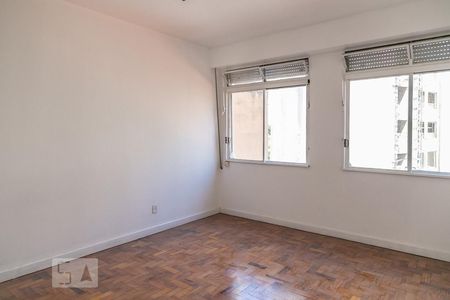 Quarto e sala conjugados de kitnet/studio para alugar com 1 quarto, 33m² em Centro, São Paulo