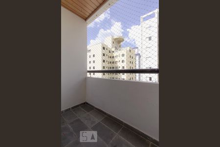 Apartamento para alugar com 50m², 2 quartos e 1 vagaVaranda