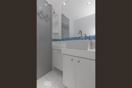 Banheiro de apartamento à venda com 2 quartos, 63m² em Vila Guarani (z Sul), São Paulo