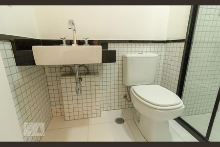 Banheiro de apartamento para alugar com 2 quartos, 60m² em Brooklin Paulista, São Paulo