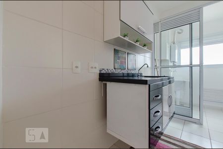 Cozinha de apartamento para alugar com 2 quartos, 48m² em Parque Reboucas, São Paulo