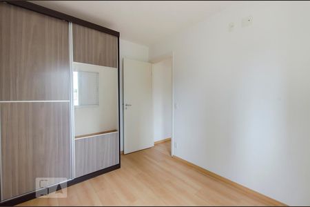 Quarto 2 de apartamento para alugar com 2 quartos, 48m² em Parque Reboucas, São Paulo