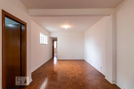 Apartamento para alugar com 95m², 2 quartos e sem vagaSala