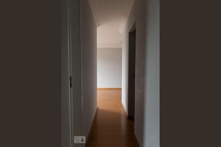 Corredor de apartamento para alugar com 2 quartos, 67m² em Santa Cecília, São Paulo