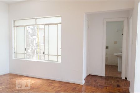 Sala de apartamento para alugar com 2 quartos, 91m² em Centro, Campinas