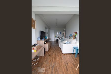 Sala de apartamento para alugar com 1 quarto, 50m² em Jardim Santo Amaro, São Paulo