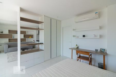 Quarto de kitnet/studio à venda com 1 quarto, 67m² em Vila Nova Conceição, São Paulo