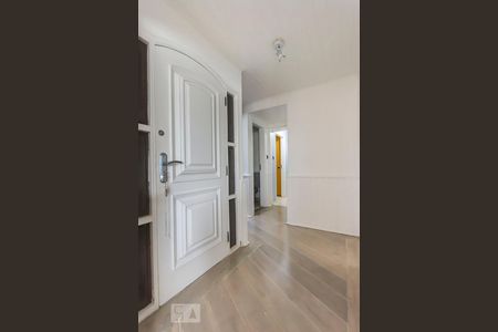 Apartamento à venda com 160m², 3 quartos e 2 vagasEntrada social