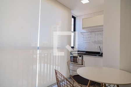 Varanda e Cozinha de apartamento para alugar com 1 quarto, 37m² em Vila da Saúde, São Paulo