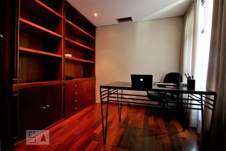 Escritório de apartamento para alugar com 4 quartos, 300m² em Vila Andrade, São Paulo