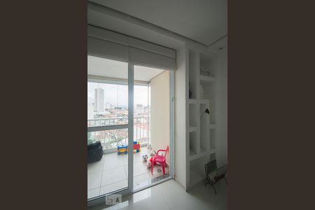 Detalhe Sala de apartamento para alugar com 2 quartos, 67m² em Vila Firmiano Pinto, São Paulo