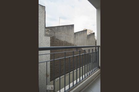 Sacada de apartamento à venda com 2 quartos, 48m² em Vila Firmiano Pinto, São Paulo