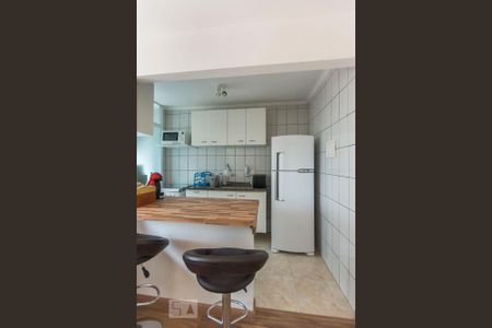 Cozinha de apartamento para alugar com 1 quarto, 38m² em Bela Vista, São Paulo