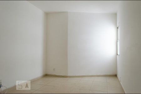 Sala de apartamento à venda com 2 quartos, 70m² em Centro, Campinas