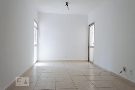 Sala de apartamento à venda com 2 quartos, 70m² em Centro, Campinas