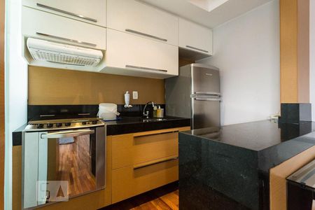 Cozinha de apartamento para alugar com 1 quarto, 45m² em Vila Cruzeiro, São Paulo