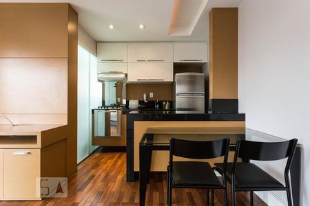 Cozinha de apartamento para alugar com 1 quarto, 45m² em Vila Cruzeiro, São Paulo