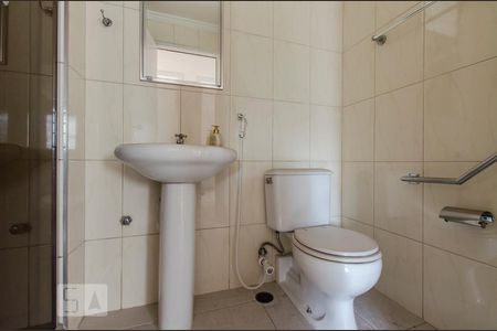 Banheiro de apartamento à venda com 2 quartos, 80m² em Vila Andrade, São Paulo