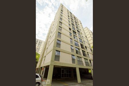 Apartamento à venda com 80m², 2 quartos e 1 vaga Apartamento à venda com 80m², 2 quartos e 1 vagaFachada