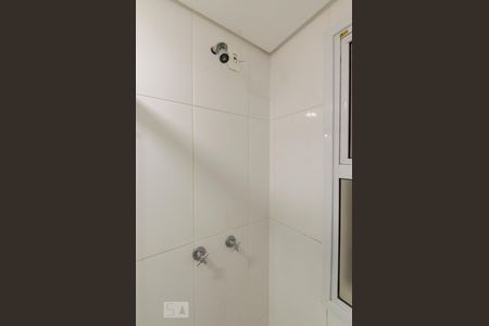 Detalhe do banheiro de apartamento à venda com 3 quartos, 75m² em Centro, Osasco