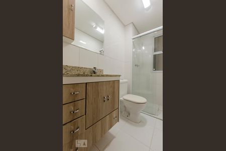 Banheiro de apartamento à venda com 3 quartos, 75m² em Centro, Osasco