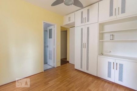 Suite de apartamento à venda com 3 quartos, 90m² em Indianópolis, São Paulo