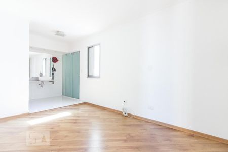 Suite de apartamento para alugar com 2 quartos, 75m² em Santa Teresinha, São Paulo