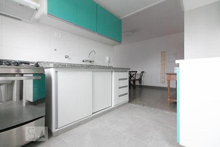 Cozinha de apartamento para alugar com 1 quarto, 50m² em Campestre, Santo André