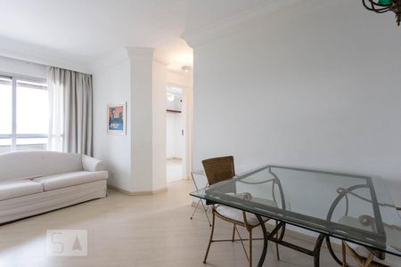 Sala de apartamento para alugar com 2 quartos, 54m² em Indianópolis, São Paulo